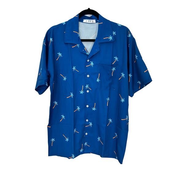 NWOT Men’s Palm Tree Button Down Size Medium Short Sleeve Color Blue - Picture 1 of 13